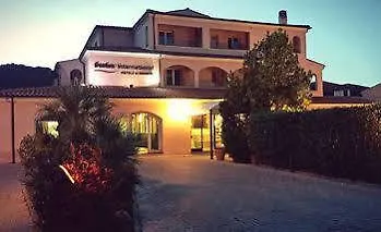 Il Magnifico De Luxe 酒店 4*